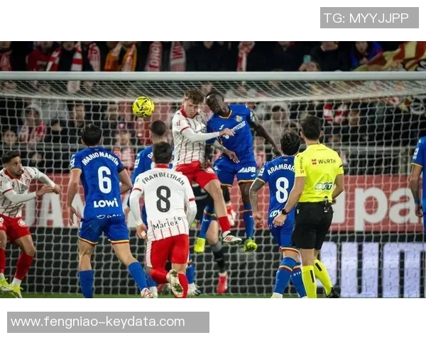 西甲赛场波尔图与尤文图斯激战成平局补时进球引发全场狂欢